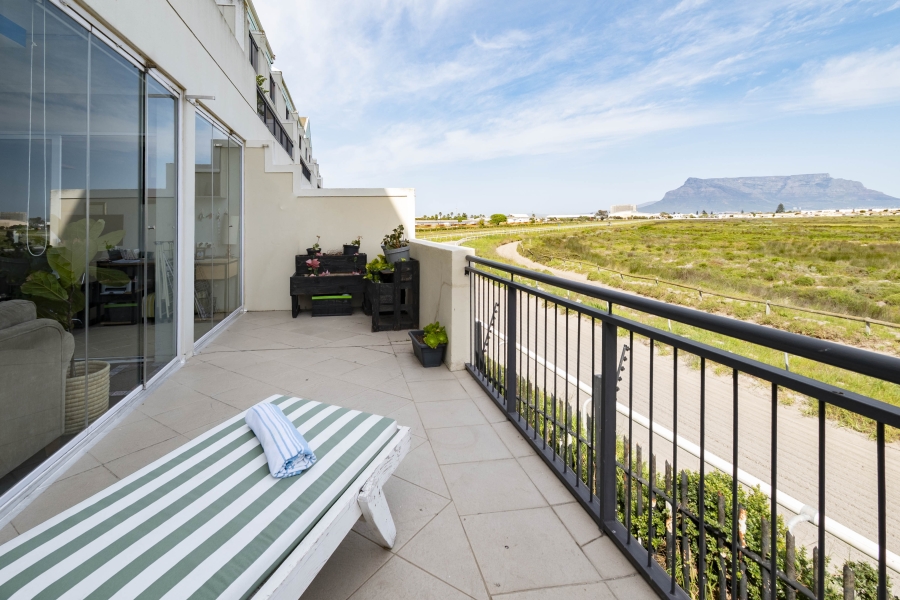 2 Bedroom Property for Sale in Royal Ascot Western Cape